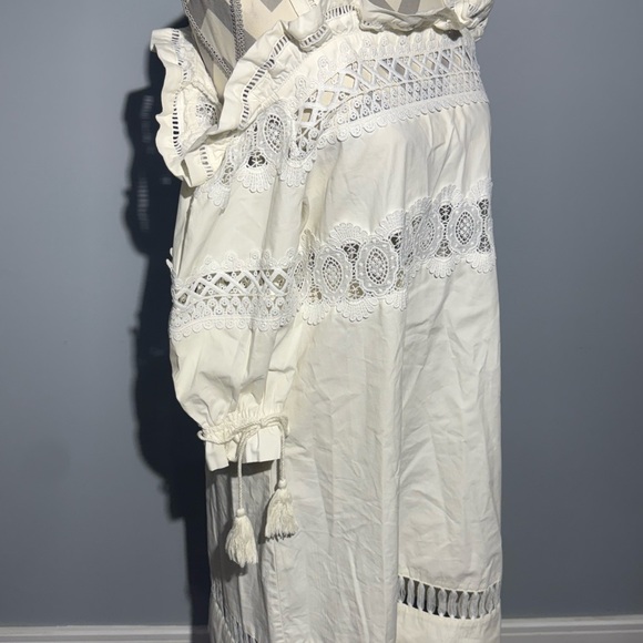 Elegant White Lace Dress - Picture 6 of 13